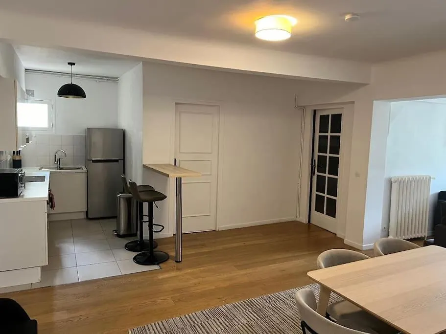 Quartier Grande Armee 100 M2 דירה פריז